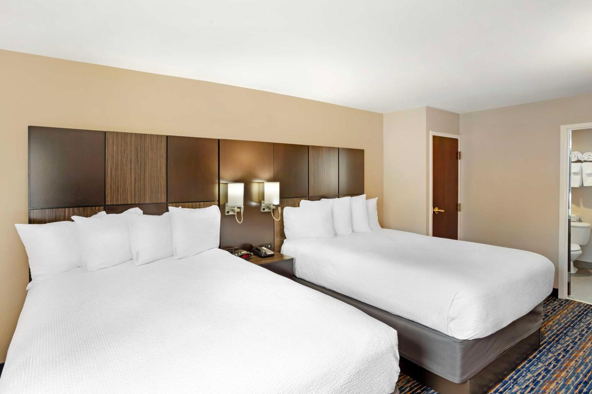Best Western Plus Fairfield Hotel Exterior photo