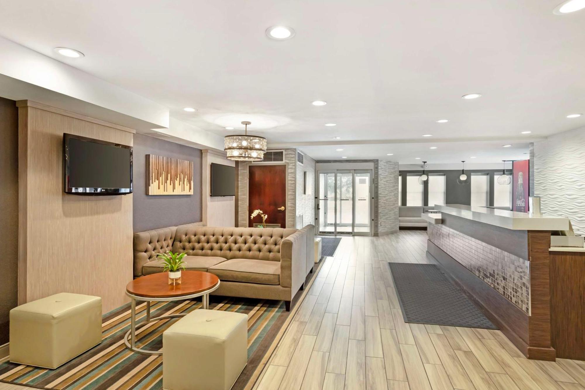 Best Western Plus Fairfield Hotel Exterior photo