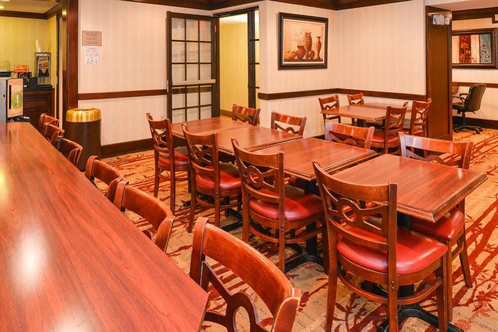 Best Western Plus Fairfield Hotel Exterior photo